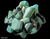 29 Minerales Formadores de Rocas Los minerales más abundantes son: Silicatos: