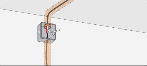 En la caja de distribución se debe quedar el cable blanco o neutro, por eso lo cortamos y dejamos a parte para después hacer la conexión.