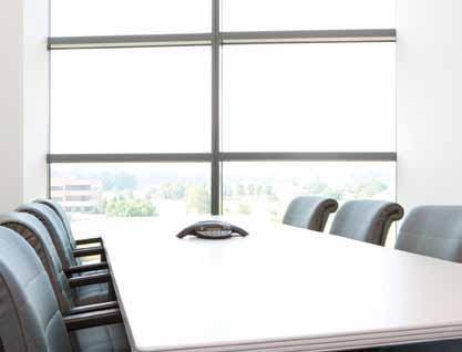 CONTROL TOTAL DE LA ILUMINACIÓN ESPACIOS COMERCIALES General Reunión Por encima de la ubicación de los asientos o del equipo audiovisual, la iluminación es un elemento clave en una sala de reuniones