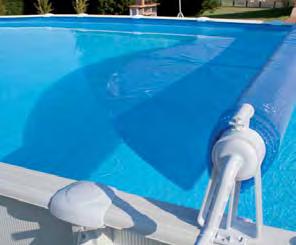 Adatto per le piscine tonde, quadrate e ovali. Contiene un tubo in alluminio anodizzato, una ghiera ergonomica con una impugnatura rotatoria e un kit per fissare la copertura.