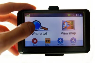 Será un Dispositivo GPS Suficiente Para su Negocio? Es una gran herramienta para encontrar el camino en un área desconocida, ya que le muestra la ruta desde el punto A al punto B.