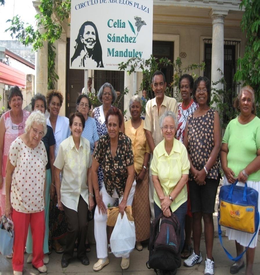 Programa nacional de educación con mayores: 17 Cátedras del Adulto Mayor en Cuba 562 Aulas o Universidades de Mayores Tres sistemas: Curso