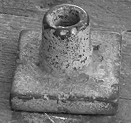 Taco de Colada: Es un cilindro de madera, que se coloca al principio de la segunda fase del moldeo con el fin de construir un canal en donde va a pasar la colada.