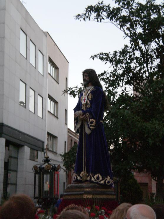 El recorrido, que se inicia en la plaza del Padre Escolapio Felipe Scio, baja por la de Escuelas