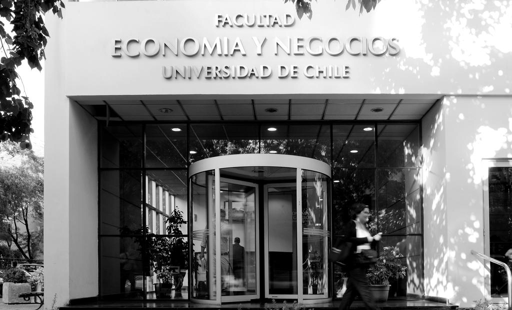 Marketing y Ventas Torre FEN, Facultad de Economía y Negocios, Campus Andrés Bello Centro de Marketing Industrial Facultad de Economía y Negocios Universidad de Chile El Centro de Marketing