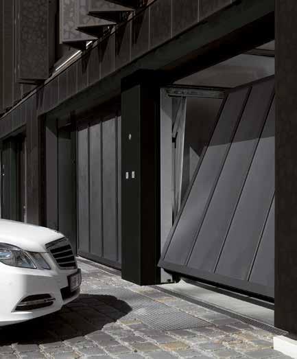 6 7 Unidad probada de puerta y automatismo Prácticas puertas peatonales incorporadas y laterales Todas las puertas de garaje doble y de garaje comunitario son comprobadas y certificadas en
