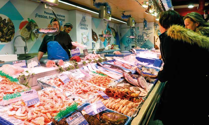 Consumo de pescados y mariscos en España Un análisis de los perfiles de la demanda VÍCTOR J. MARTÍN CERDEÑO. Universidad Complutense de Madrid. vjmartin@ucm.