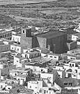 A partir del siglo XIII Mojácar se traslada al lugar actual. La ciudad se rinde a los cristianos en el año 1.