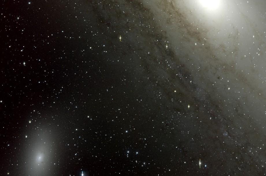 Galaxias elípticas del Grupo Local Elípticas enanas o esferoidales brillantes NGC 205, NGC 185, NGC 147, M32 (ce) Población n vieja + formación n estelar reciente?