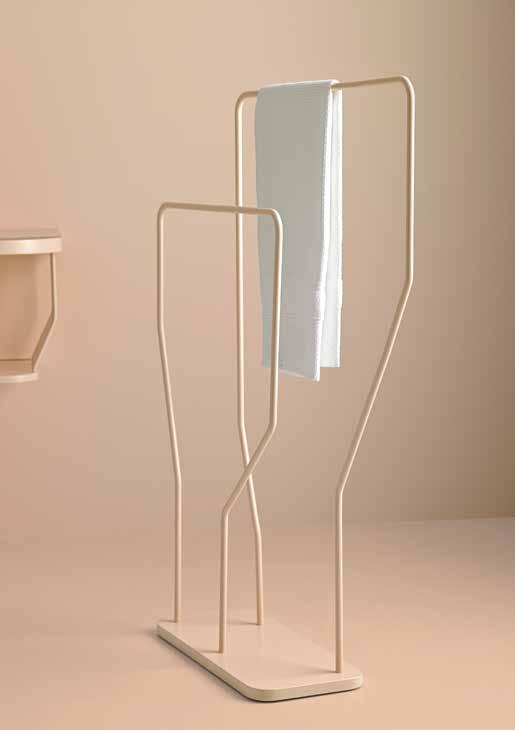 BOWL Towel rack to the floor (BW100) and floor mirror (BW060) in Apricot 202M matt Lacquer.