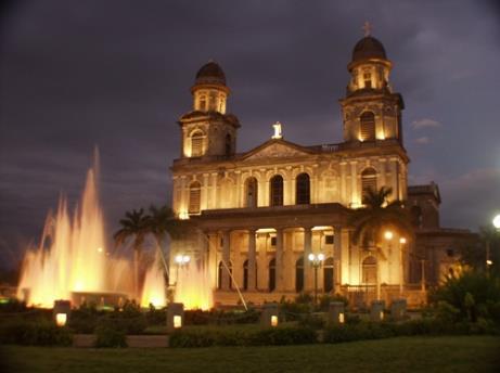 LUNES 15 DE ENERO, 2018 City Tour Managua Duración: Medio día (4-5 horas) Salida del hotel, visita panorámica por el centro histórico de la vieja Managua: las ruinas de la antigua catedral de
