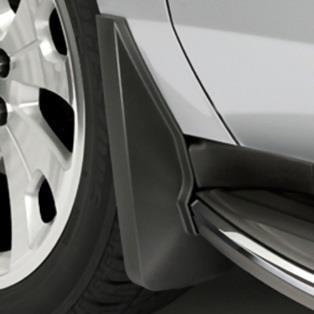 Loderas moldeadas : Diseñadas para acentuar y proteger el exterior de tu Chevrolet Suburban Se instalan directamente detrás de las y proporcionan una protección excepcional contra salpicaduras,