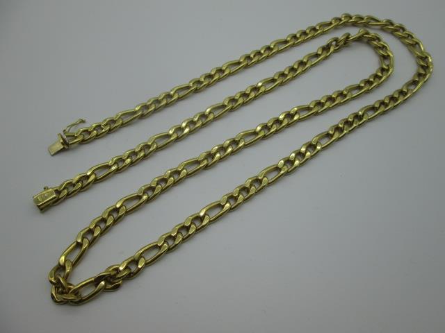 LOTE: L-028 Peso: 71,00 Precio: 1.350,00 Una cadena de oro. Largo 90cm.