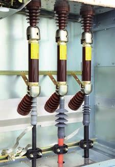 Componentes Módulo de fusibles ACR Módulo de fusibles ACR Características Aplicación en Celdas de protección de transformador tipo T (375 mm) y T1 (500 mm) Celda de medida de tensión del embarrado