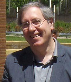 Ruíz, Ferran Autor de La nueva educación Licenciado en Ciencias físicas, catedrático de Matemáticas de enseñanza secundaria i exdirector de instituto.