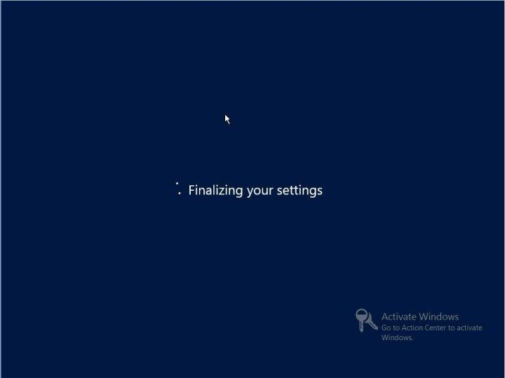 Instalación manual de Windows Server 2012 R2 con un medio local o remoto Esta pantalla indica que se ha instalado el sistema operativo Windows. 15.