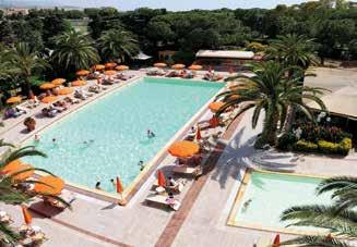 Hotel Oasis A 100m de la playa. El hotel es un moderno establecimiento sumergido en vegetación mediterránea y ubicado en una zona tranquila, en la costa de Alguer-Fertilia.