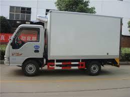 TRANSPORTE Contamos con 01 camión de 02 tn, exclusivo para la distribución de PF/DM/PS. Contamos con el apoyo de 01 camión de 04 tn de uso compartido con el almacén general.
