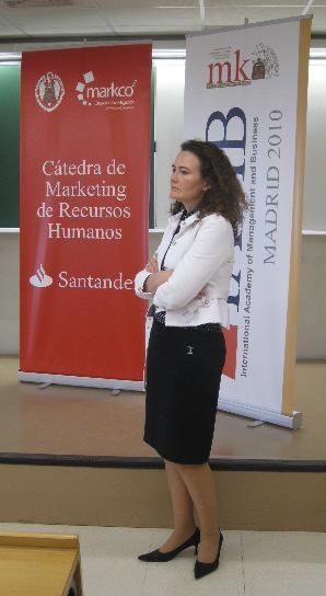 Santander: Estrategia de Marketing de Recursos Humanos por Almudena Rodríguez Tarodo, International Academy of Management and Business IAMB- Madrid, Junio, 2010.