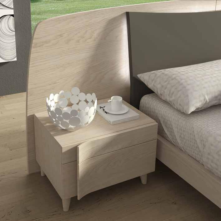 Details: Libro chiffonnier with 5 drawers, Natura full headboard with light and Libro night tables with wooden legs.