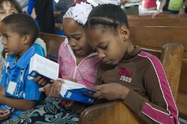 Esta semana miembros del personal de la Comisión Bíblica de Cuba (BCC) han estado visitando algunas de las provincias más afectadas por el huracán