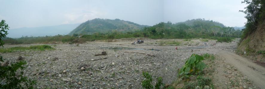 río Mayapo, se muestra colmatado por