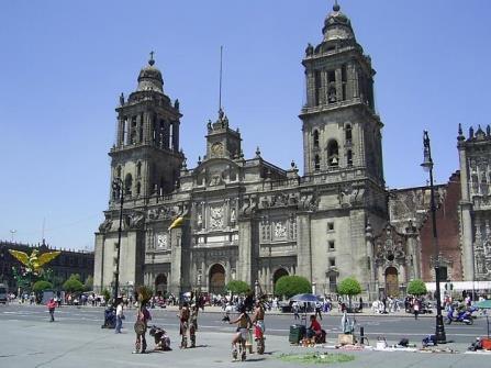 CIRCUITO Tour Operator SUEÑOS DORADOS (Ciudad de México, Museo de Antropología, Plaza de las 3 Culturas, Basílica de Guadalupe, Pirámides de Teotihuacán
