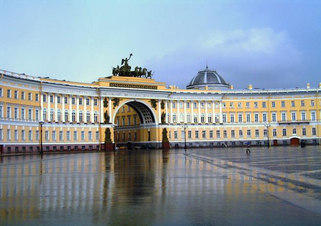 Excursión a uno de los más famosos museos del mundo Hermitage, es el tercer museo del mundo después del Británico en