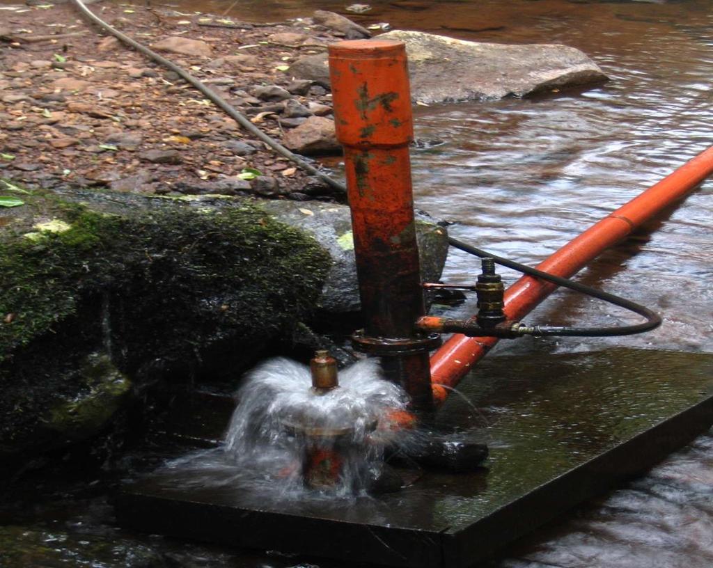 Agotamiento del agua subterránea Disminución cuantitativa del agua subterránea ocasionada en gran medida por la extracción, desgaste o pérdida de la calidad de la misma.