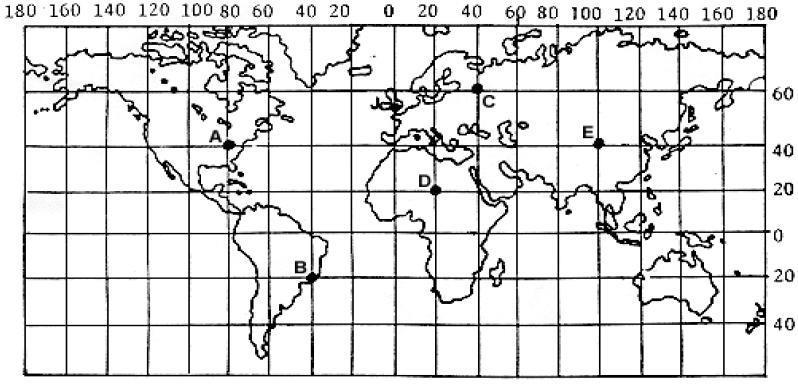 A) Mercator B) Mollweide C) Peters D) Robinson 4. Representación visual obtenida a través de un sensor mediante la captación de radiación electromagnética emitida o reflejada por la Tierra.