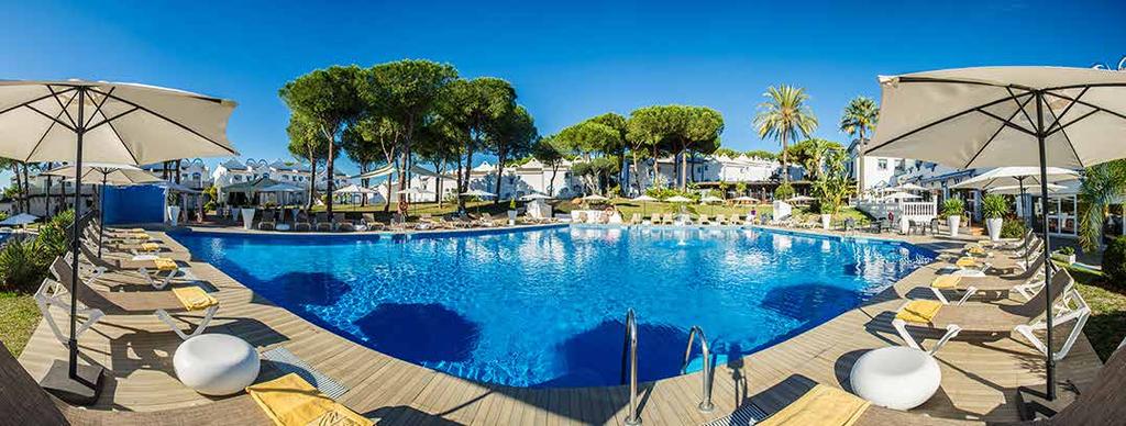 SOBRE EL RESORT Descubre un auténtico oasis en Marbella, en pleno corazón de la Costa del Sol. El Resort te ofrece todo lo que necesitas para disfrutar de unas vacaciones tranquilas y soleadas.
