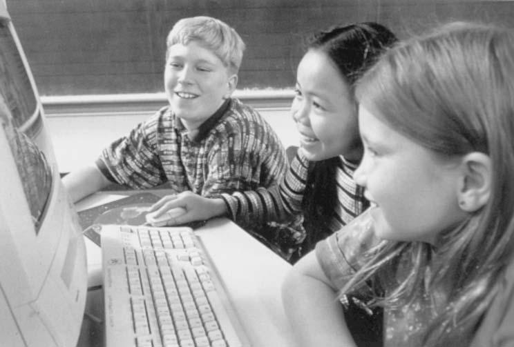 Skinner elaboró una propuesta instructiva basada en el modelo de enseñanza programadas que ejerció una influencia crucial en los primeros programas informáticos para la enseñanza una utilización más