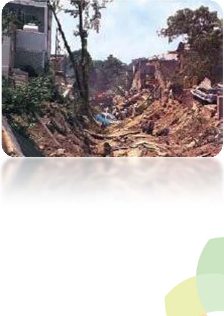 FONDO DE DESASTRES NATURALES Instrumento financiero reactivo Ante la ocurrencia de los desastres naturales, era necesario