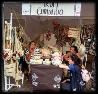 IKULU CUMARIBO La comunidad de Cumaribo llevo una buena variedad y cantidad de productos como mochilas, bolsos, individuales,