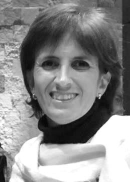 Sandra Lambiase Arquitecta Graduada en la Facultad de Arquitectura, Diseño y Urbanismo de la Universidad de Buenos Aires en 1991.