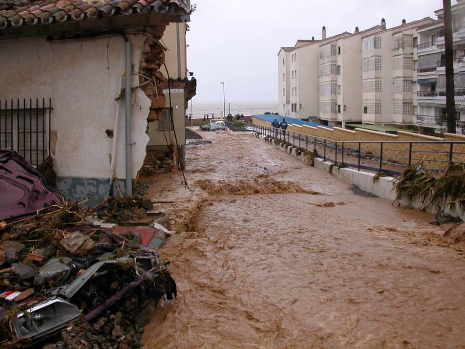 CRITERIOS PARA LA PREVENCIÓN DE LOS RIESGOS DE INUNDACIÓN Zonas inundables (D) 1.