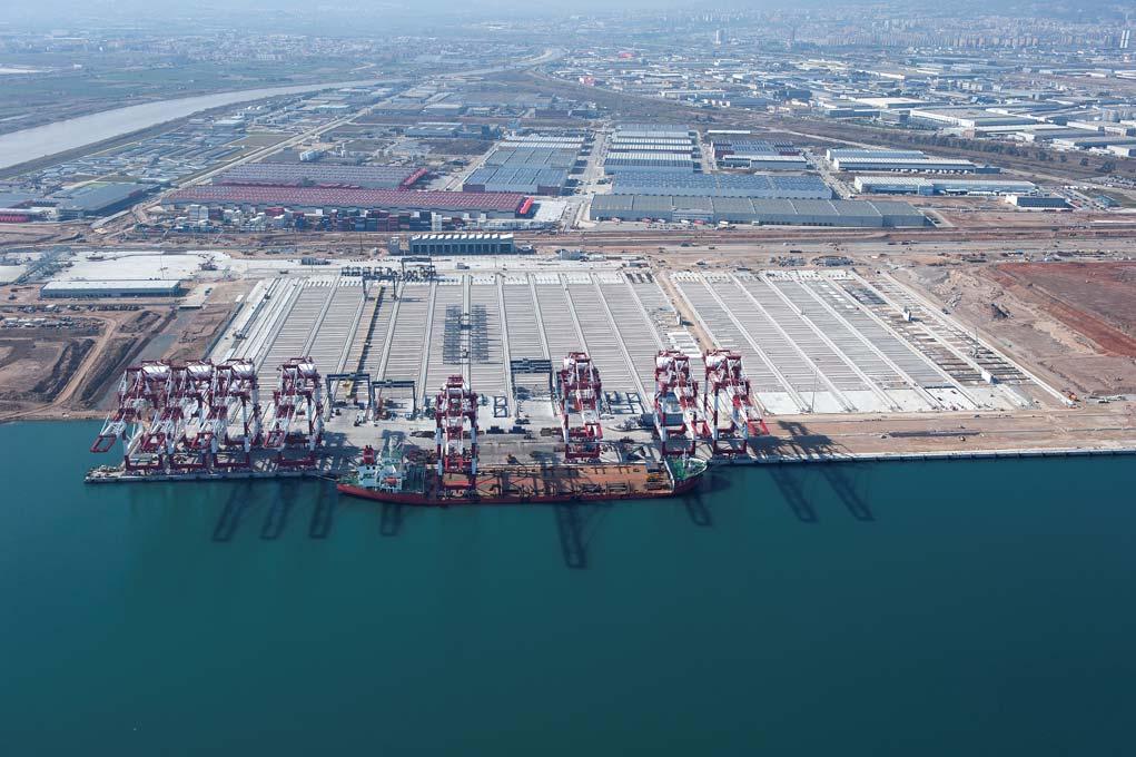 Ampliació del Port de Barcelona TERCAT es va establir el 1990 com la Terminal de Contenidors de Muelle Príncipe de España a Port de