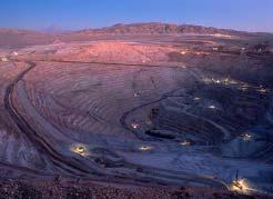 DISTRITO SIERRA GORDA (Antofagasta Minerals) La Cía está desarrollando un ampli programa de exploración en el distrito Sierra gorda donde ha encontrado dos depósitos de interés: Telégrafo y Caracoles