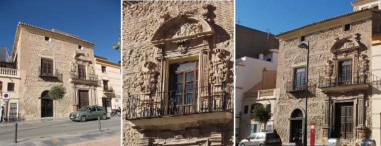 En frente está el Museo Arqueológico Este museo está ubicado en la Casa de los Moreno edificio de finales del S.