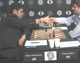 Viswanathan Anand Fabiano Caruana P4R.COM.BR O site do Xadrez - 13/81 Tras 1.e4 e5 2.Nf3 Nc6 3.Bb5 pregunte como se siente el peón de a7. Ya nadie se preocupa por él!