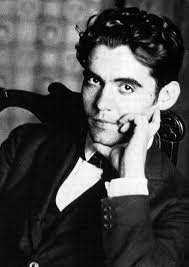Trilogía lorquiana de amores imposibles Gran figura de las letras hispanas, Federico García Lorca nació en Granada en 1898 y murió en esa misma tierra en 1936.