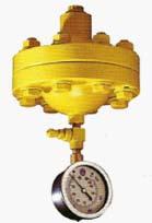2. Válvula de Contrapresión: Para prevenir, que por efecto termosifón, el fluido pase a través de la bomba.