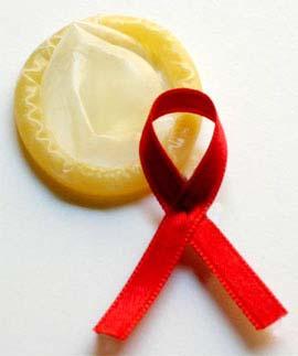 VII.- MEDIDAS PREVENTIVAS Las personas pueden reducir el riesgo de infección por el VIH limitando su exposición en prácticas de riesgo (Sexo sin protección, compartir objetos punzocortantes).