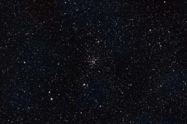 Objeto: C008 ( NGC 559 ) Tipo: Cúmulo Abierto Clase: II 2 m Constelación: Cassiopeia AR: 0129.5 Dec: +63 19 Magnitud: 10 Distancia (a.l.): 3700 Eje Mayor: 4.