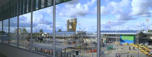 Aeropuerto El Caraño $179 mm inversión Ampliación plataforma, pista y terminal. Construcción centro servicios.