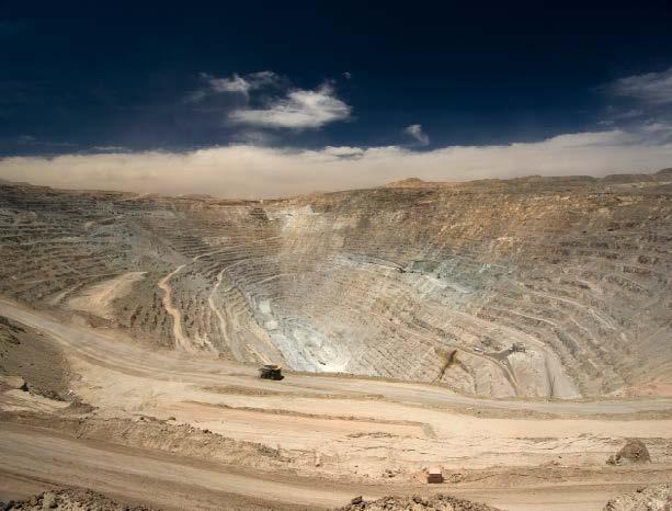 Sin minería el futuro de Chile no es posible CODELCO:Informe corporativo 2015 Revista Proveedor Minero CODELCO (Corporación del Cobre), es una de las mayores minas del mundo Es una empresa autónoma,