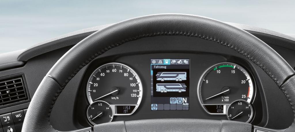 Confort, calidad y ergonomía caracterizan la nueva cabina de la serie TopClass S 431 DT.