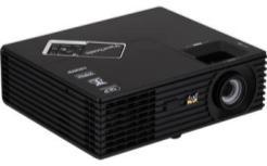 PVP $ 19999,00 21,00% 20,48% PJD5555W WXGA Internos 3000 lúmens, resolución Full HD nativa de 1080p, Entrada HDMI, 2 x VGA, video compuesto, S-Video, Entrada y salida de Audio, reproducción 3D,