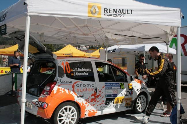 COSTE DE INSCRIPCIÓN Los derechos de inscripción a la Challenge Twingo Renault Sport R2 de Rallyes se cifran en 2.000, más el 21% de IVA.
