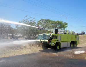 Con las nuevas unidades extintoras de incendios el Aeropuerto Internacional Juan Santamaría alcanza la categoría óptima (posición 10) en materia de bomberos.